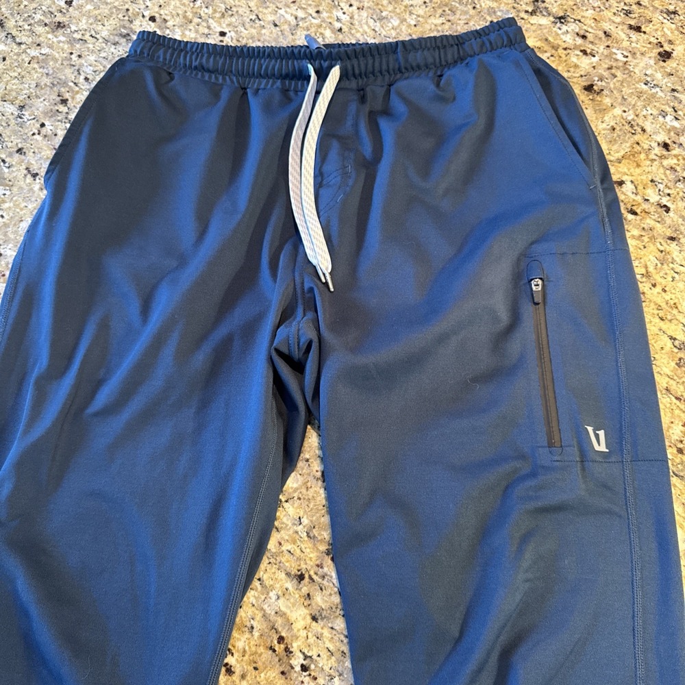 Vuori V416 Sunday Performance Jogger Pants Medium Mens Dark Blue